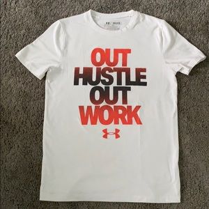 Boys under armour t-shirt